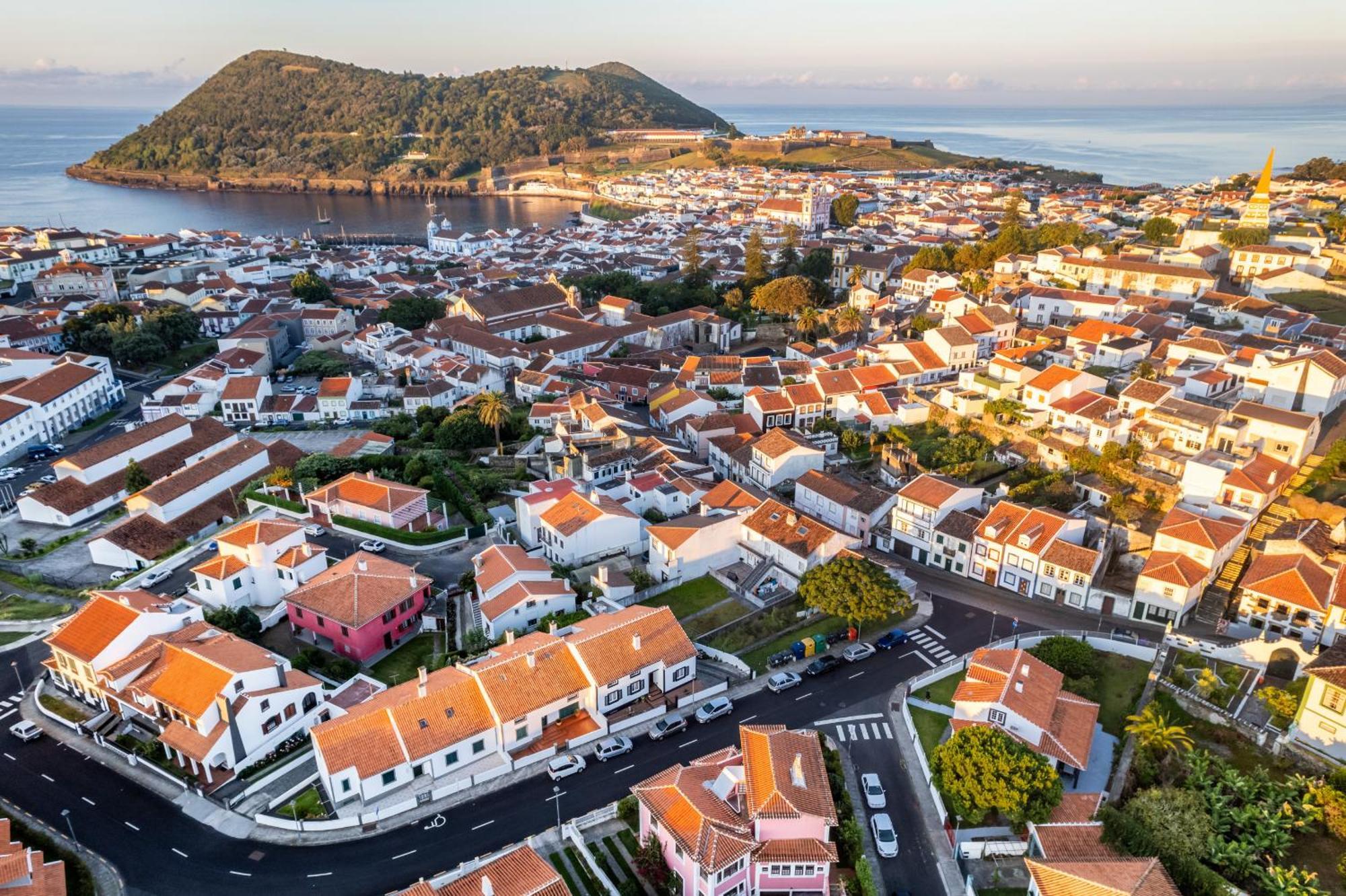 Angra Charming Suites By Seewest Angra do Heroismo Ngoại thất bức ảnh